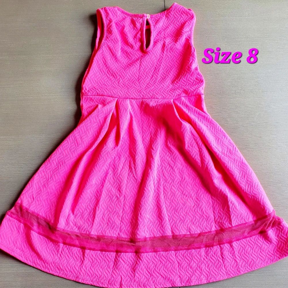 New Beautiful pink dress, size 8